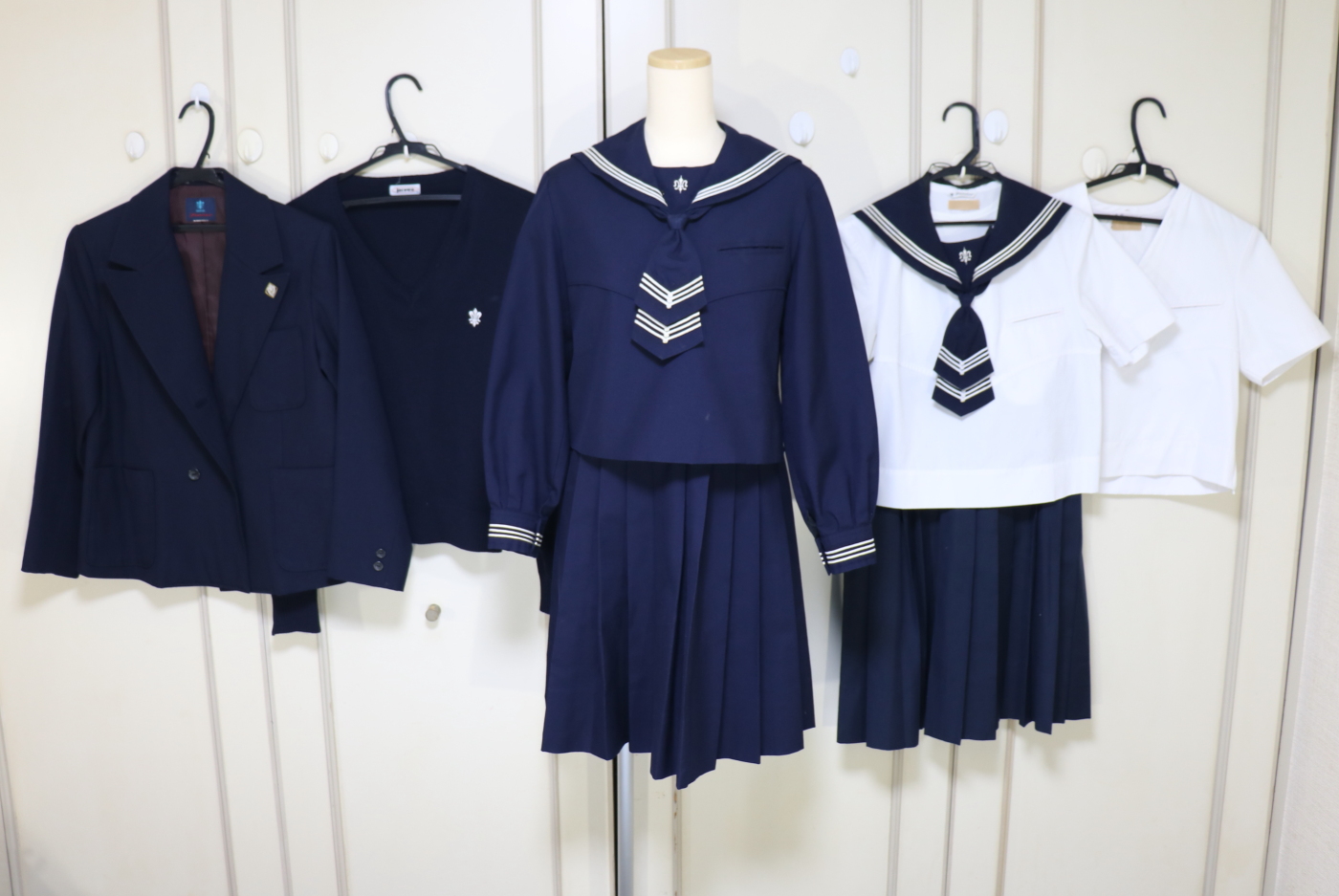 湘南白百合学園高等学校のフルセットコンプリートのセーラー服を買取しました | 制服買取東京2020