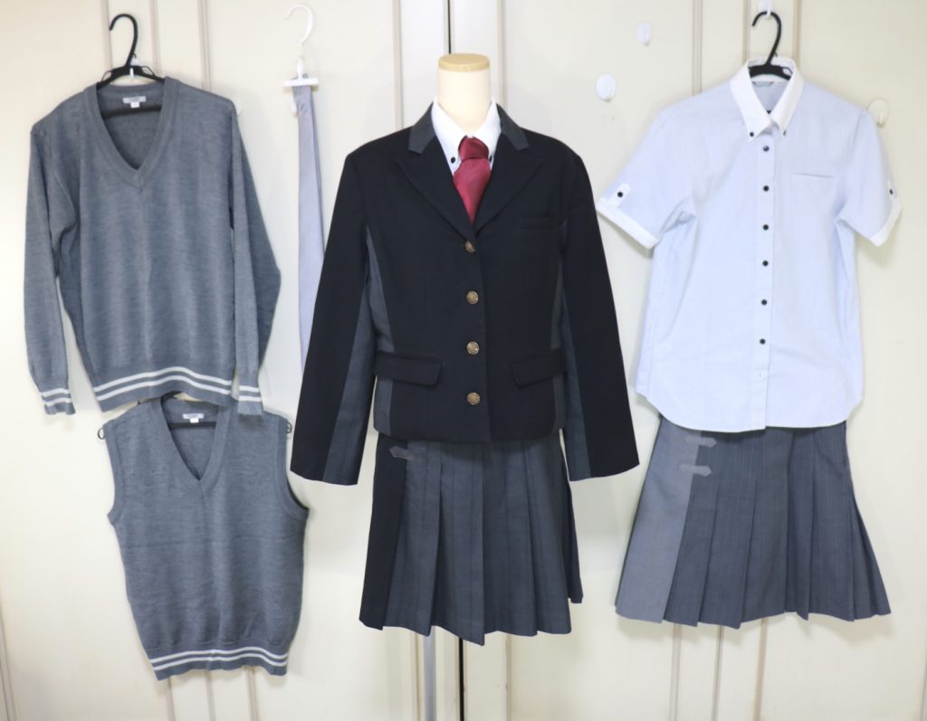 東京都立 忍岡高等学校 女子ブランド制服フルセットコンプリートを買取 | 制服買取東京2020