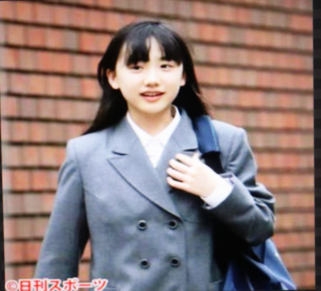 東京都港区三田 頂上偏差値女子高 慶應義塾女子高等学校 校章マーク付き 美品の女子体操着一式を買取しました 制服買取東京