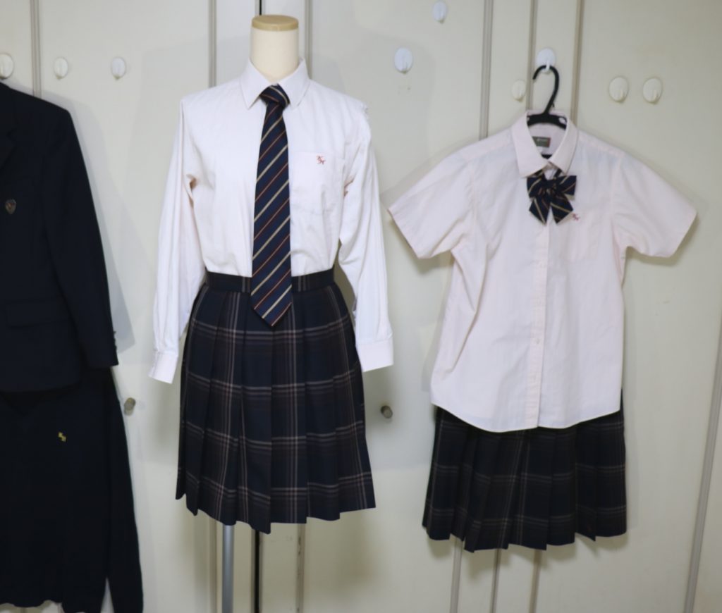 制服 柏の葉 高校 柏の葉高校、柏中央高校、松戸国際高校の中で1番制服が可愛いのはどこですか