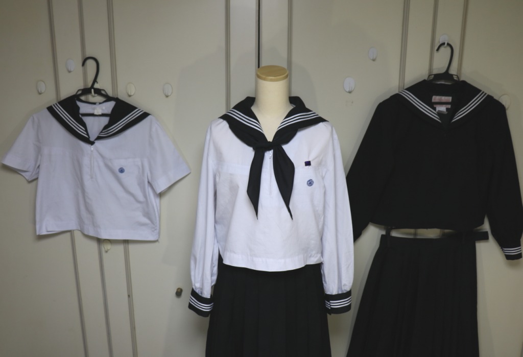 東京都江東区亀戸 都立 江東商業高等学校 1オーナーフルセットコンプリートのセーラー服を買取させていただきました | 制服買取東京2020
