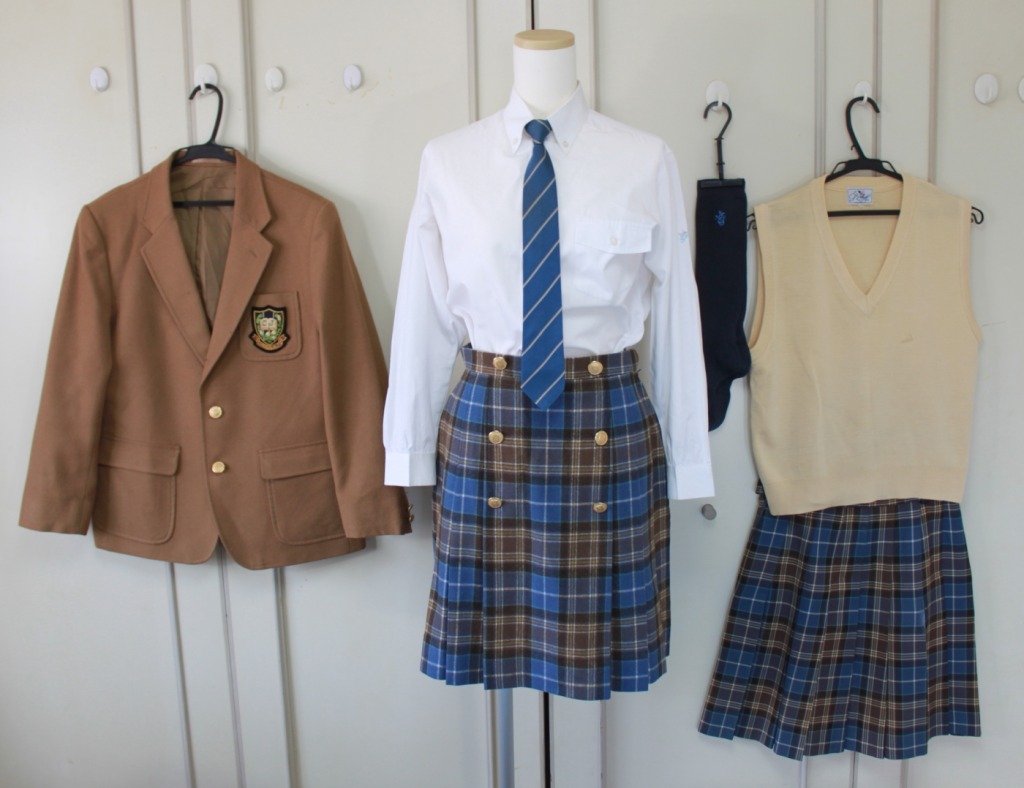 倉庫一掃特別価格 品川女子学院 ストラップ 高等部 制服 リボン くま