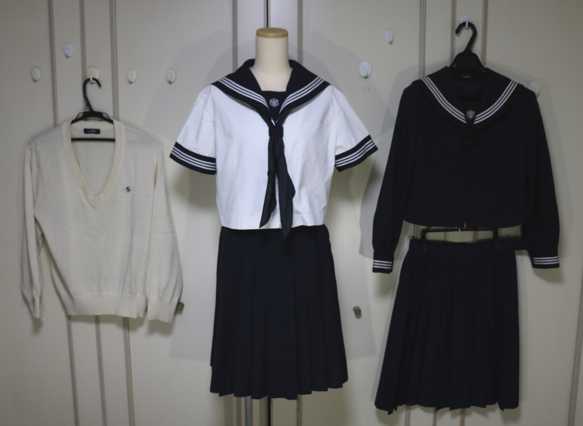 目白研心（目白学園）セーラー服 白ブレザー（白百合、東京女学